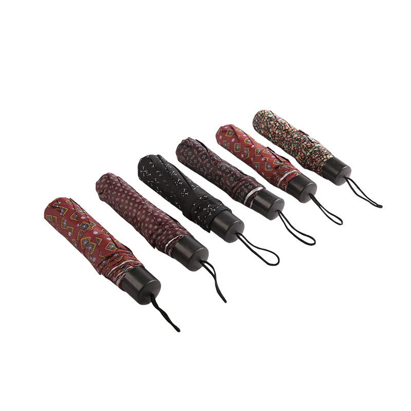 Polyetser Scalable Harian Dengan Payung Lipat Tiga Dilapisi Perak-0E6B0523